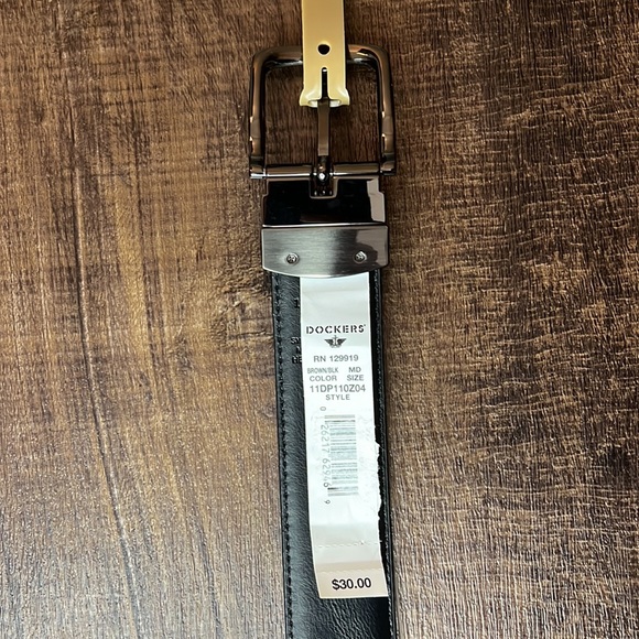 Dockers reversible leather belt NWT - Picture 4 of 5